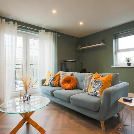 Stayright Stylish Cardiff Bay 2 Bed Apartment- Private Parking & 10 Mins To Bay & City Exterior photo